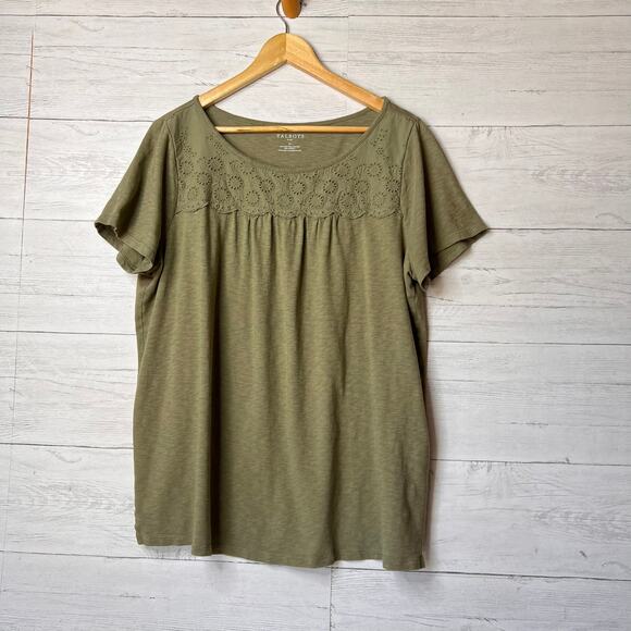 Talbots Tops - Talbots Top Womens Size 1X Sage Green Eyelet Trim Tee Floral Plus Size Cotton